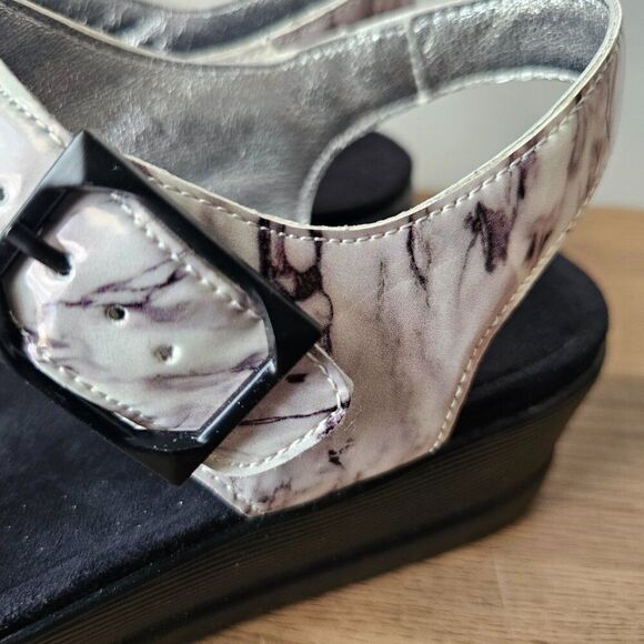 LIKE NEW ALEGRIA BY PG LITE MARBLE PATTERN LEATHER LINED STRAPPY SANDALS 40/ 9 - Picture 4 of 16